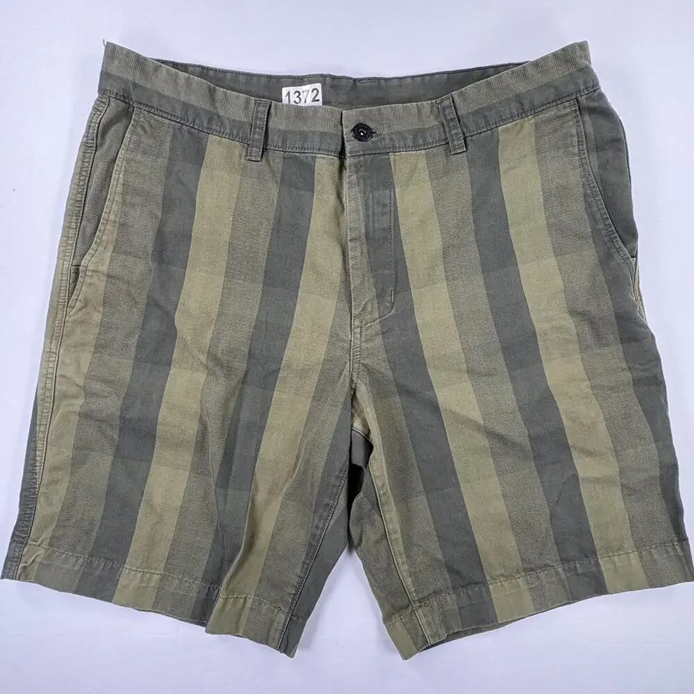 The North Face Chino Shorts Mens 36 Green Striped Stretch 9 Inseam Casual
